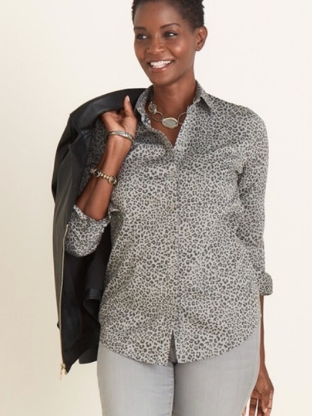 Chicos No Iron Cool Max Leopard-Print Button-Down- worn twice. Excellent shape
